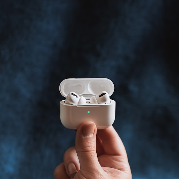 Apple AirPods Pro 2