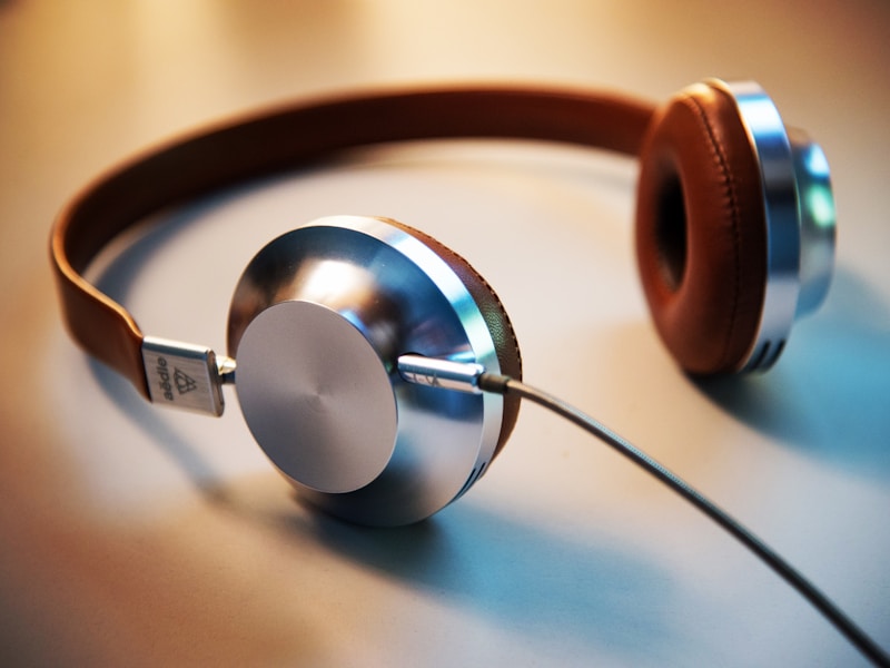 Headphone